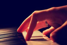 亿万28官网：阿莫林认可约罗潜力是曼联最值得培养的球员之一.